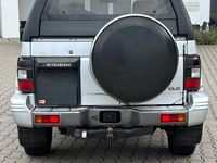 Gebraucht Mitsubishi Pajero 150 PS (110 kW) 1991 Silber SUV