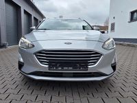 Gebraucht Ford Focus Cool & Connect 120 PS (88 kW) 2019 Silber Kombi