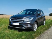 Gebraucht Ford Kuga Titanium 150 PS (110 kW) 2019 Grau SUV