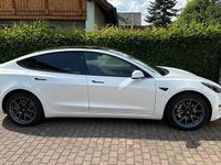 Gebraucht Tesla Model 3 RWD 208 kW (283 PS) 2022 Weiß Limousine