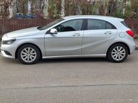 Gebraucht Mercedes A180 Style 122 PS (89 kW) 2013 Silber Limousine