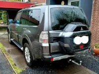 Gebraucht Mitsubishi Pajero 190 PS (139 kW) 2015 Grau SUV