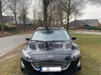 Gebraucht Ford Focus 120 PS (88 kW) 2020 Schwarz Kombi