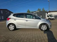 Gebraucht Hyundai ix20 Comfort 90 PS (66 kW) 2011 Grau Kleinwagen