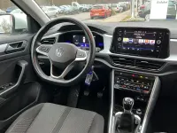Second-hand VW T-Roc Life 110 CP (80 kW) 2022 Alb SUV
