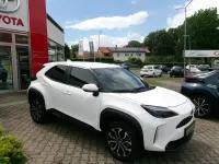 Gebraucht Toyota Yaris Cross Team 116 PS (85 kW) 2024 Schneeweiß SUV