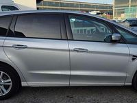 Second-hand Ford S-MAX S 150 CP (110 kW) 2019 Argintiu Monovolum