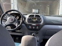 Gebraucht Toyota RAV4 125 PS (91 kW) 2003 Blau SUV