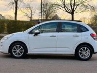Gebraucht Citroën C3 SELECTION 68 PS (50 kW) 2014 Weiß Kleinwagen