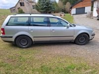 Second-hand VW Passat 130 CP (95 kW) 2004 Argintiu Break