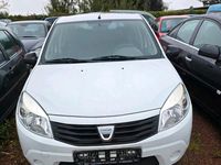Gebraucht Dacia Sandero 75 PS (55 kW) 2009 Weiß Kleinwagen