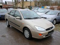 Gebraucht Ford Focus Ghia 101 PS (74 kW) 1999 Gold Limousine