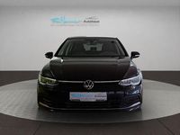 Gebraucht VW Golf VIII Style 150 PS (110 kW) 2022 Deep black perleffekt (schwarz), perleffekt Limousine