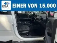 Używany Kia Stonic 101 KM (74 kW) 2022 Biały SUV