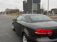 Gebraucht VW Eos 122 PS (89 kW) 2011 Braun Cabrio