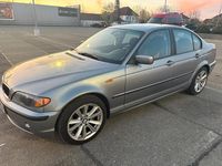 Gebraucht BMW 320 150 PS (110 kW) 2004 Silber Limousine