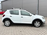 Gebraucht Dacia Sandero Prestige 90 PS (66 kW) 2014 Weiß Limousine
