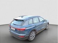 Gebraucht Audi Q6 e-tron Performance 225 kW (306 PS) 2024 Blau (plasmablau metallic) SUV