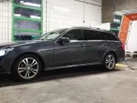 Gebraucht Mercedes E220 Avantgarde 170 PS (125 kW) 2015 Andere farben Kombi