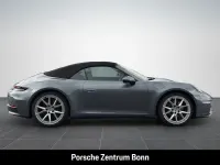 Gebraucht Porsche 911 Carrera Cabriolet 394 PS (289 kW) 2025 Grau Cabrio