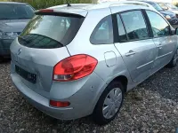 Gebraucht Renault Clio II Dynamique 101 PS (74 kW) 2010 Silber Limousine