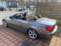 Gebraucht BMW 330 Cabriolet Performance 245 PS (180 kW) 2011 Grau Cabrio