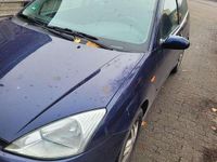 Usado Ford Focus Ambiente 101 CV (74 kW) 2001 Berlina