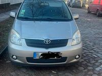 Gebraucht Toyota Corolla Verso 129 PS (94 kW) 2004 Silber Van / Kleinbus