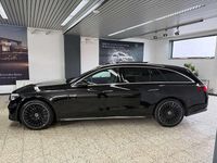 Gebraucht Mercedes E450 Premium 367 PS (269 kW) 2024 Obsidianschwarz metallic Kombi