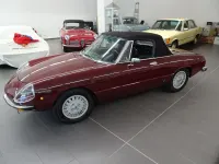Gebraucht Alfa Romeo Spider 126 PS (92 kW) 1981 Rot Cabrio