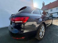 Gebraucht Audi A4 Basis 190 PS (139 kW) 2016 Blau Kombi