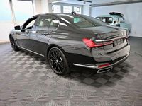 Gebraucht BMW 730 Shadowline 286 PS (210 kW) 2022 Saphirschwarz metallic Limousine