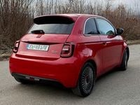 Gebraucht Fiat 500e Red 86 kW (118 PS) 2022 Rot Limousine