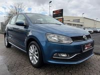 Gebraucht VW Polo LOUNGE 90 PS (66 kW) 2015 Blau Limousine
