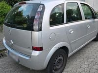 Second-hand Opel Meriva 101 CP (74 kW) 2006 Argintiu Monovolum
