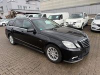 Gebraucht Mercedes E220 AMG line 170 PS (125 kW) 2011 Schwarz Kombi