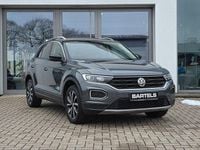 Gebraucht VW T-Roc Style 150 PS (110 kW) 2019 Grau SUV