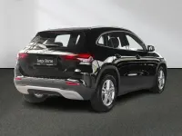 Gebraucht Mercedes GLA200 163 PS (119 kW) 2024 Unilack nachtschwarz SUV