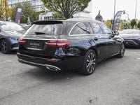 Gebraucht Mercedes E300 Avantgarde 320 PS (235 kW) 2022