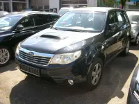 Gebraucht Subaru Forester Active 147 PS (108 kW) 2011 Obsidian black (p) SUV