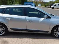 Gebraucht Renault Mégane III Expression 106 PS (77 kW) 2010 Silber Limousine