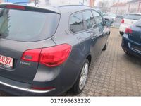Gebraucht Opel Astra Active 140 PS (102 kW) 2013 Grau Kombi