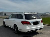 Gebraucht Mercedes E220 170 PS (125 kW) 2013 Weiß Kombi