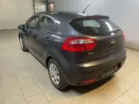 Gebraucht Kia Rio Attract 69 PS (50 kW) 2014 (abt) graphite Kleinwagen