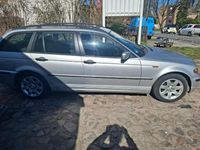 Gebraucht BMW 318 143 PS (105 kW) 2005 Silber Kombi