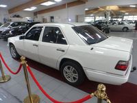 Second-hand Mercedes E280 193 CP (141 kW) 1994 Alb Berlinǎ