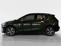 Gebraucht BMW 223 Luxury Line 204 PS (150 kW) 2024 Sanremo green metallic Van / Kleinbus