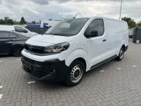 Gebraucht Opel Vivaro-e Combi Basis 144 PS (105 kW) 2025 Weiß Van / Kleinbus