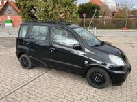 Gebraucht Toyota Yaris 86 PS (63 kW) 2000 Schwarz Kombi
