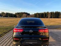 Gebraucht Mercedes GLC250 204 PS (150 kW) 2019 Schwarz Coupé